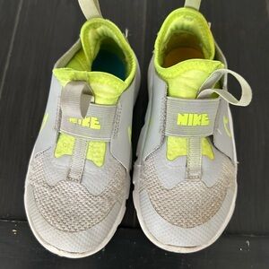 Nike Gray and Yellow Sneakers Lightweight Knit Design